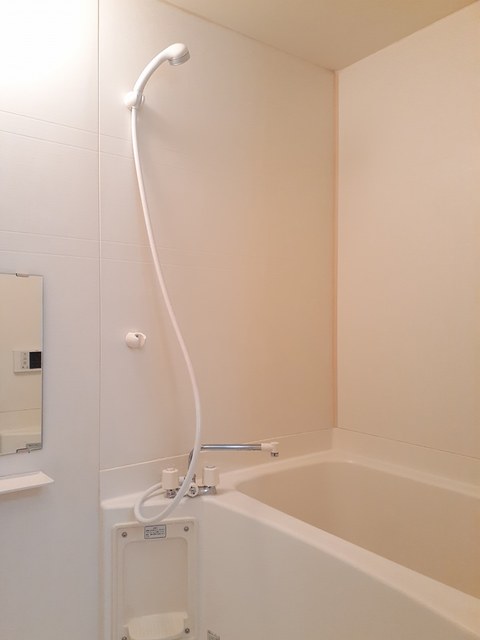 アクシアＣ 風呂画像