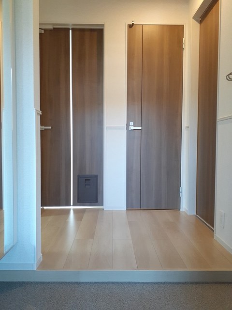 セキュリティ・アパートメントⅠ 玄関