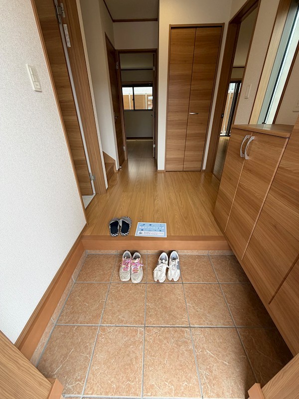 カーサ渡内 玄関