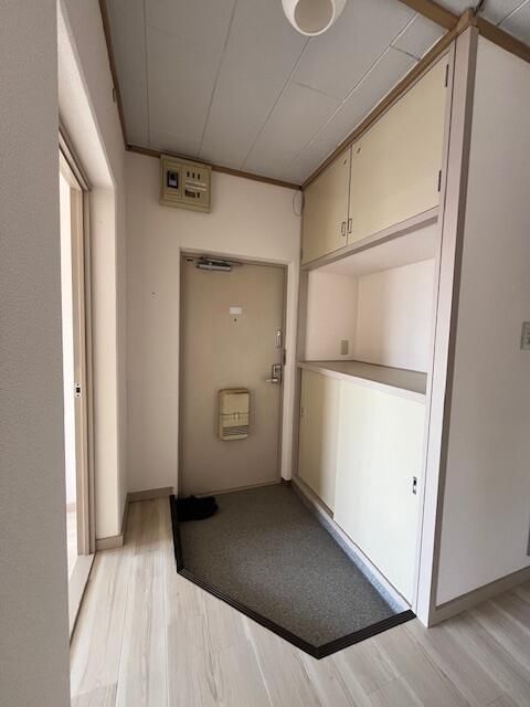 シャトルⅠ 玄関