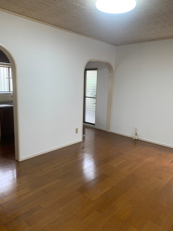 旭が丘貸家 リビング