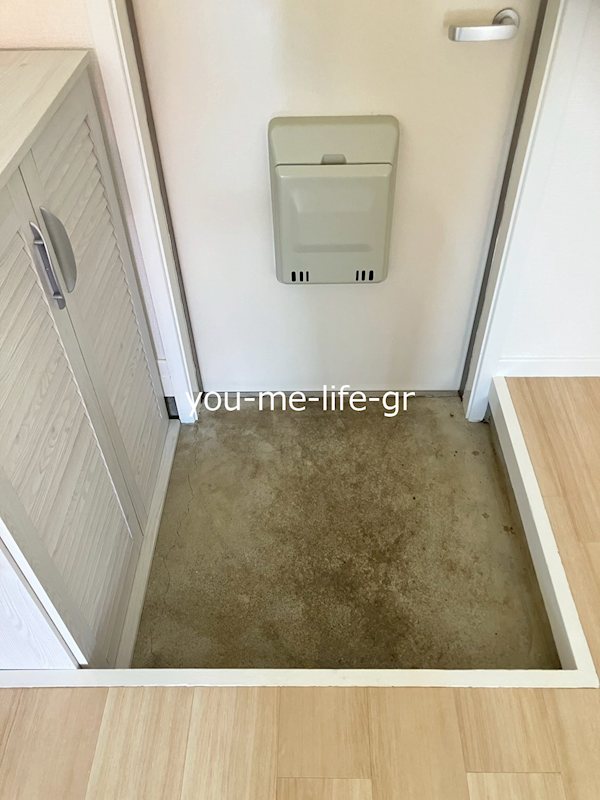 サンリバー佐川 玄関