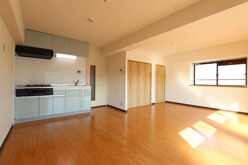 ブルースカイ平塚 リビング