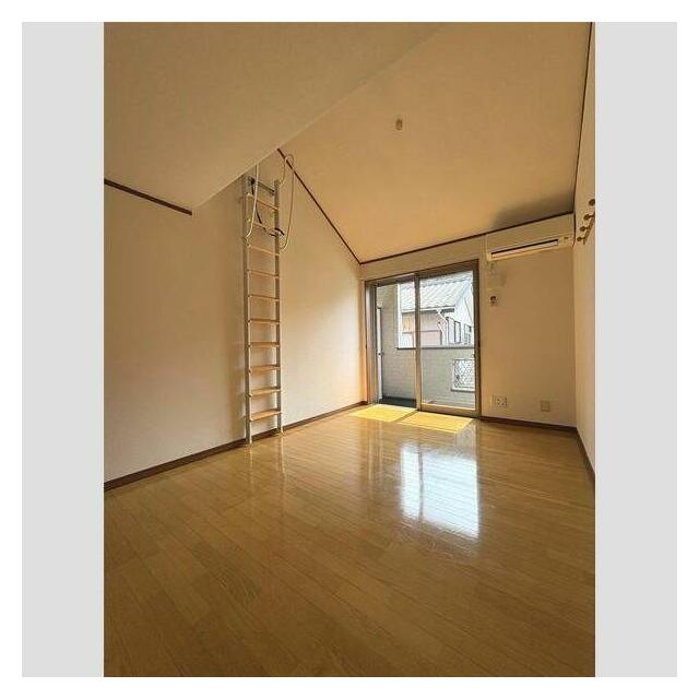 シャルムハイツ リビング