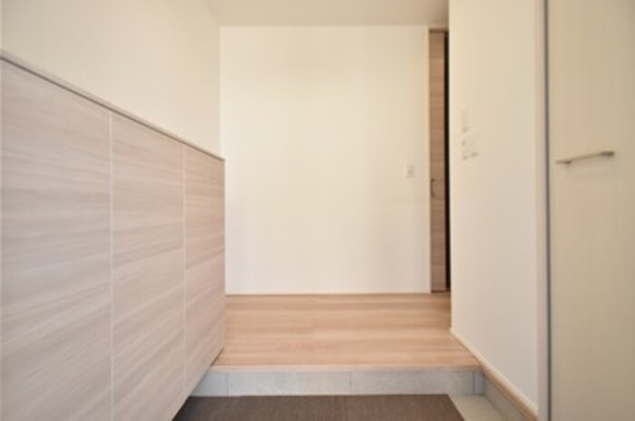 メゾン妻田　C 玄関