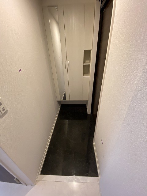 ロイヤルレジデンス 玄関