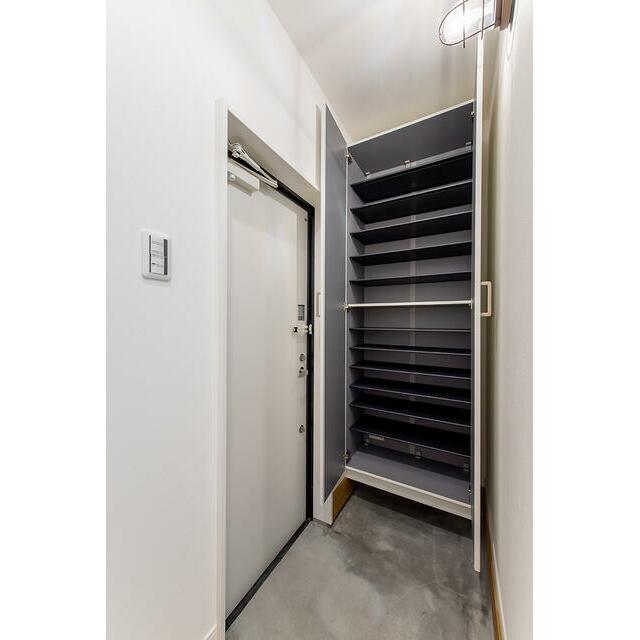 Ｄｏｕｚｅ　Ｋａｍａｋｕｒａ 玄関