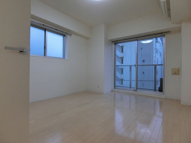 Ｓ－ＦＯＲＴ小田原栄町 リビング