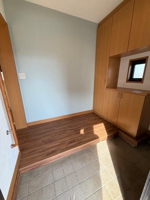 伊勢原１丁目　戸建賃貸 玄関