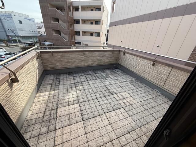 伊勢原１丁目　戸建賃貸 ベランダ