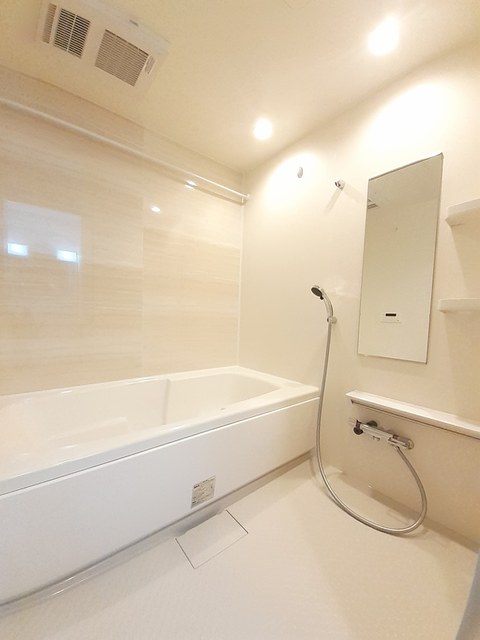 アザレア 風呂画像