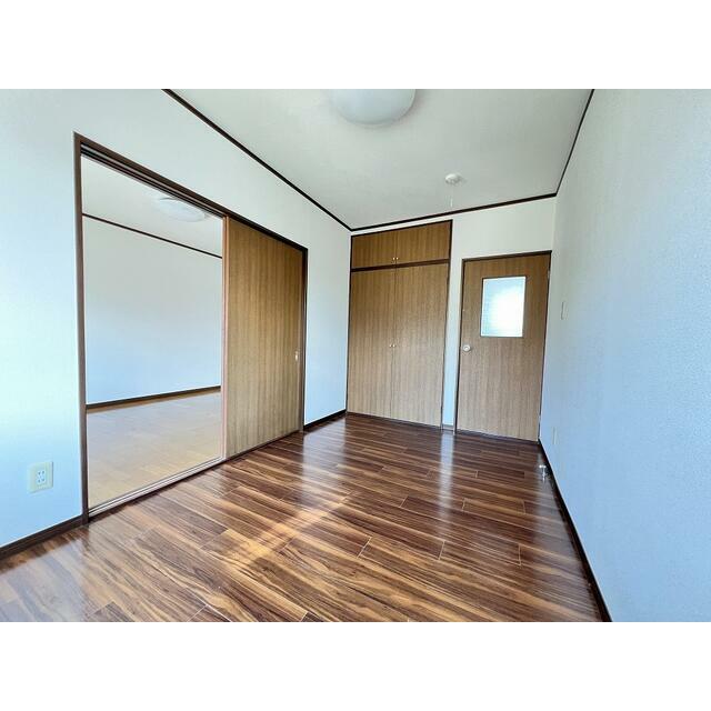 ファースト ベッドルーム