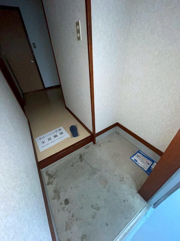 ハイツ松本 玄関