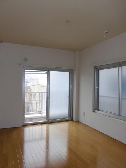 西川ビル ベッドルーム