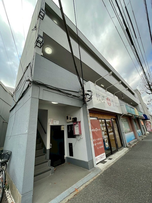 伊澤ビル 205号室 外観