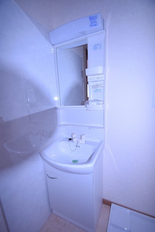 Ｍａｈｏｒｏｂａ　ｈｏｕｓｅ，Ａ その他2