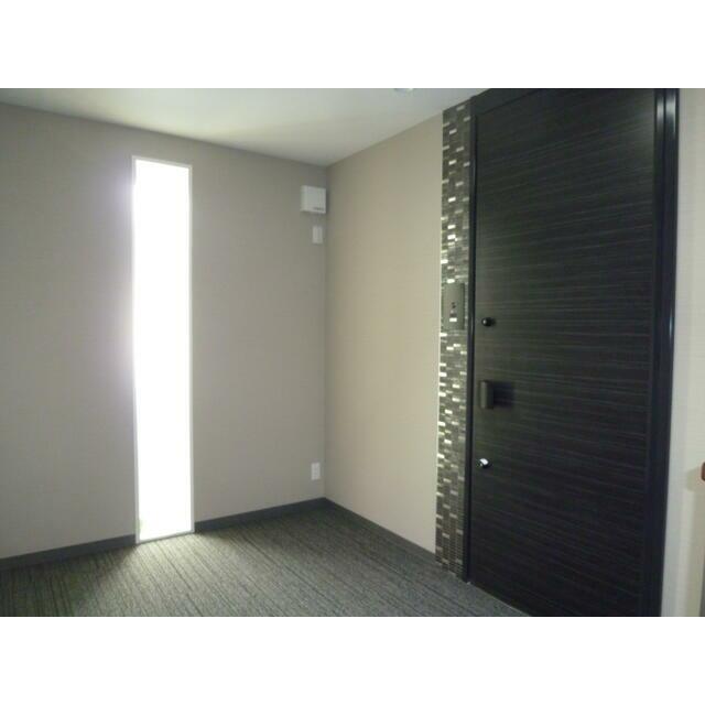 ラルーチェ 玄関