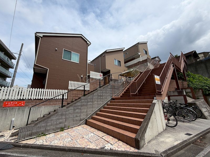 シャテニエ C棟 C号室 外観
