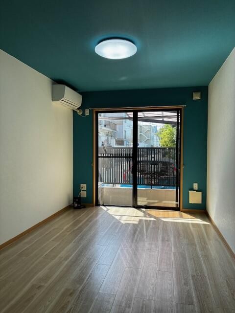 パーシモンコート リビング