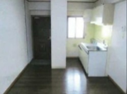 ジュネス旭 玄関