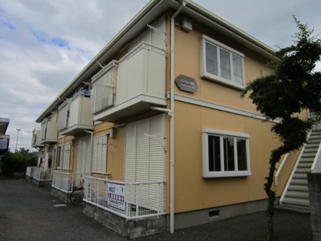 エスカルゴ鵠沼 202号室 外観