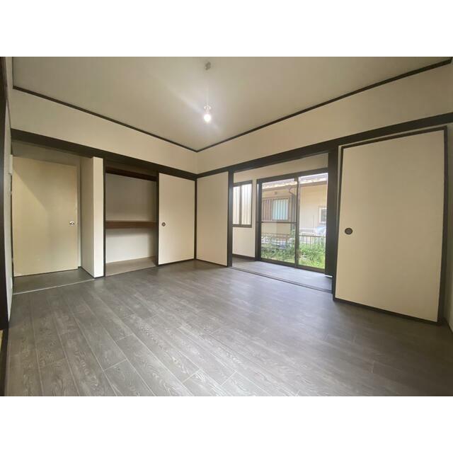 厚木市妻田北戸建 リビング