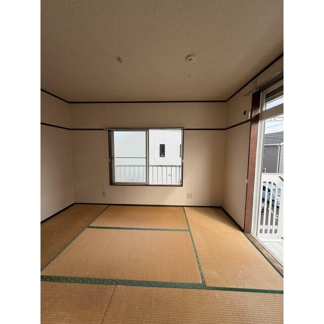 サンライズ関野 ベッドルーム