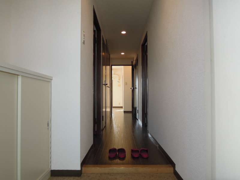 エクレール綾瀬  玄関