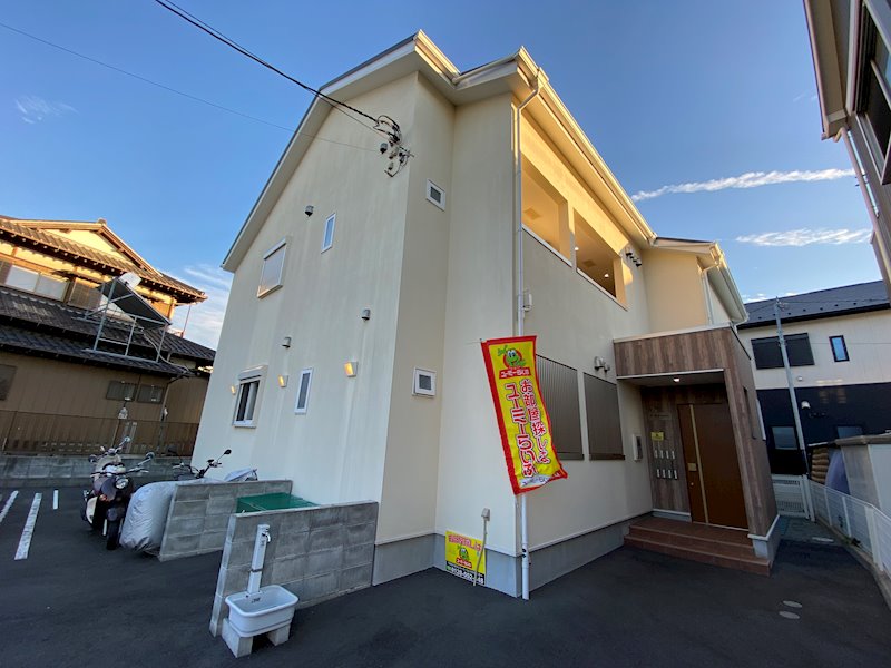 レッドロビン 204号室 外観