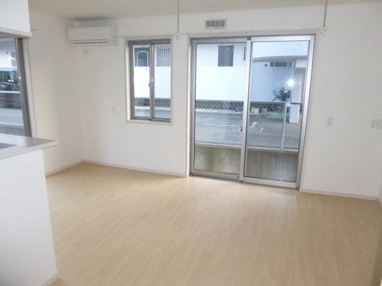 ソレイユ湘南Ｂ リビング