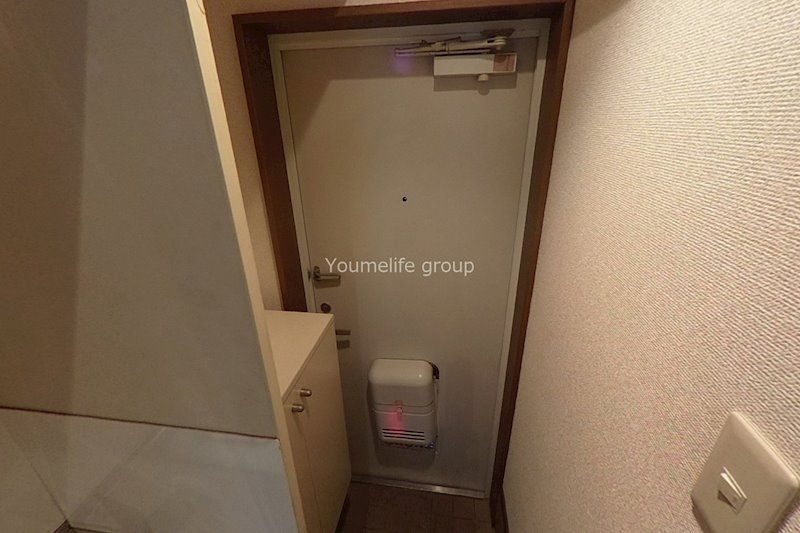 六会グリーンハイツ 玄関