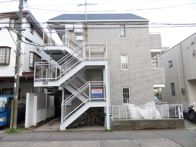 ブランニュー本厚木 205号室 外観