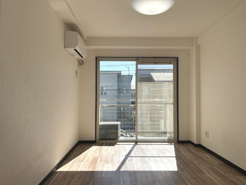 ブランニュー本厚木 リビング