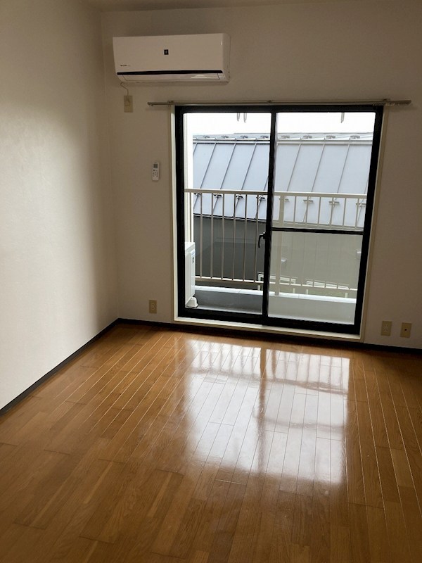 ジュネパレス藤沢第一 リビング