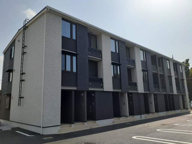 サン・トレイス 101号室 外観