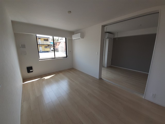 サン・トレイス リビング