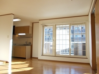 エレガントマーシュ リビング