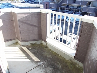 エレガントマーシュ ベランダ