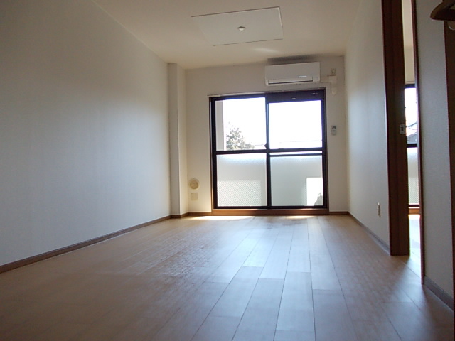 ア・ラ・モード２００２ リビング