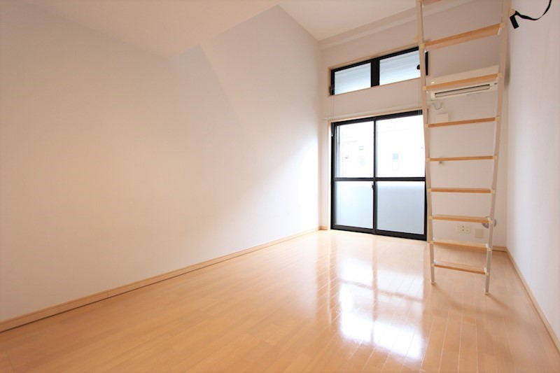 アンバーレジデンス リビング