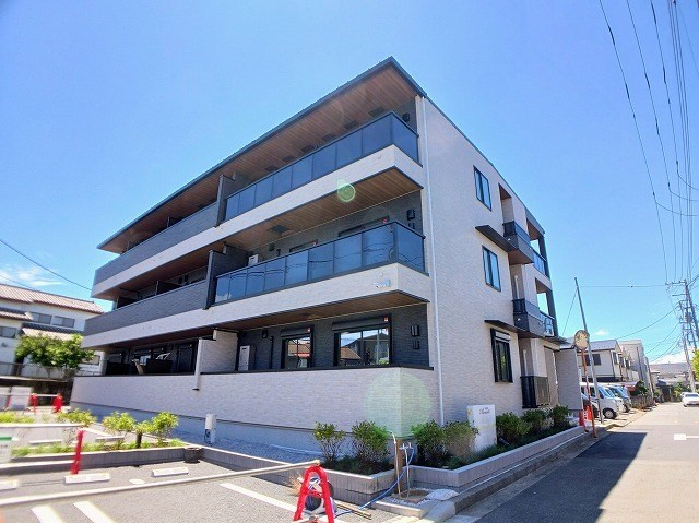 フロレスタ湘南 Ⅲ 204号室 外観