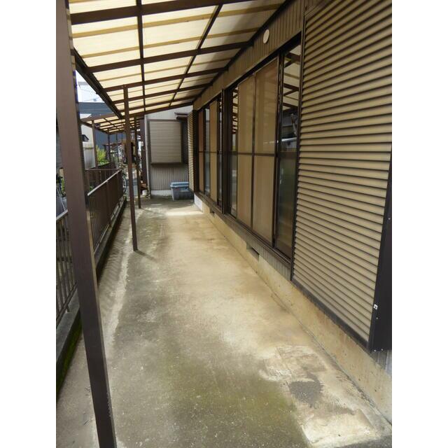 足立貸家 ベランダ