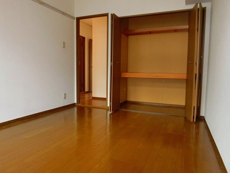 フラワーメゾン 収納