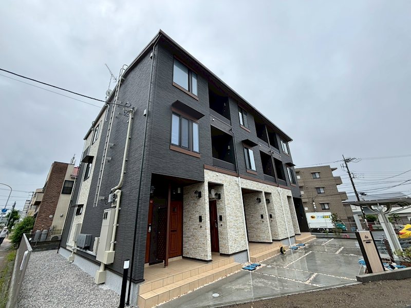 カーサルジェンドⅥ 203号室 外観