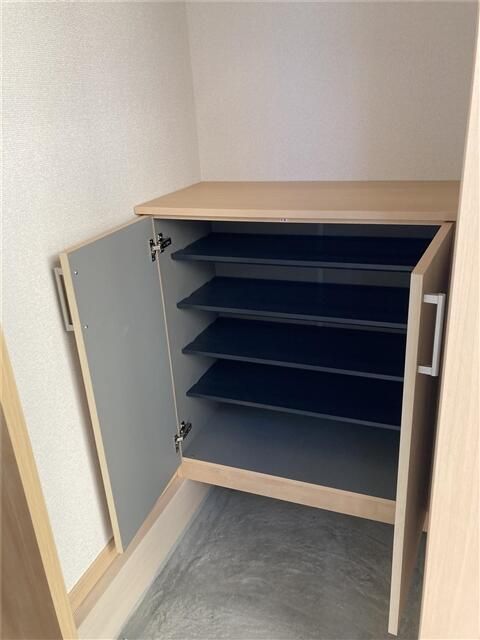 佐藤貸家 玄関