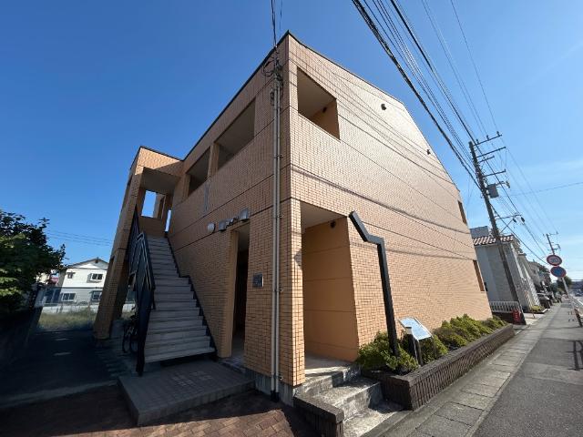 ＩＶＹ　ＣＯＵＲＴ（アイビーコート） 外観