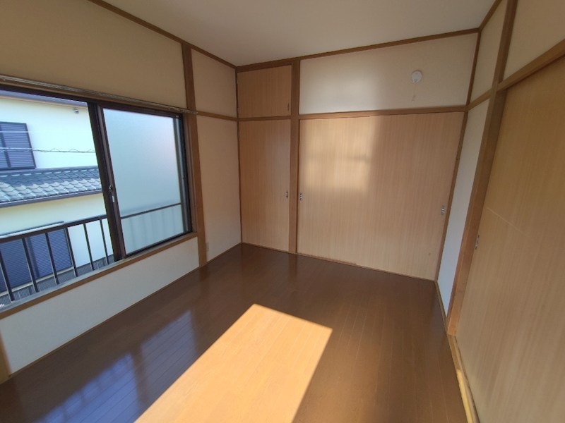 横内ハイツ ベッドルーム