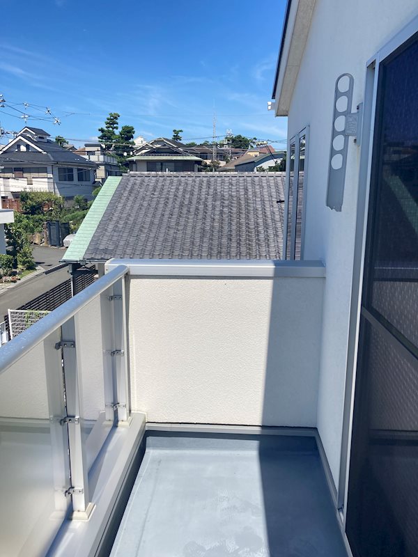 藤沢市鵠沼桜が岡1丁目戸建 ベランダ
