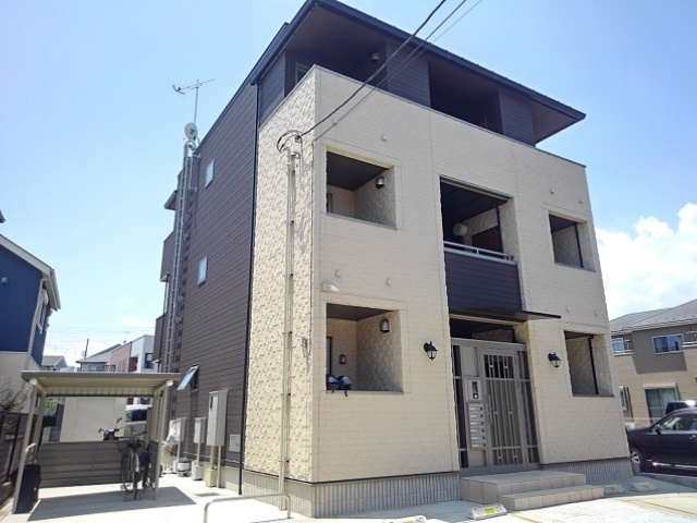 オマージュ 201号室 外観
