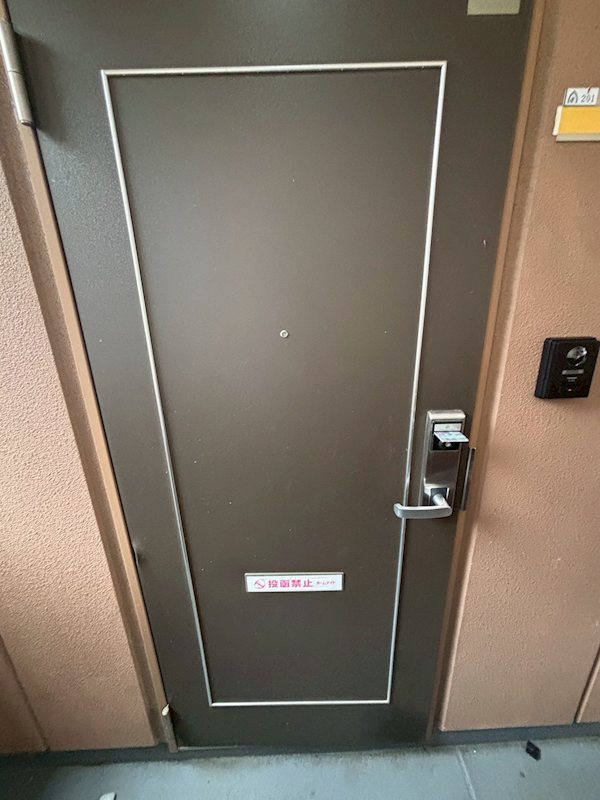 スピカ 玄関